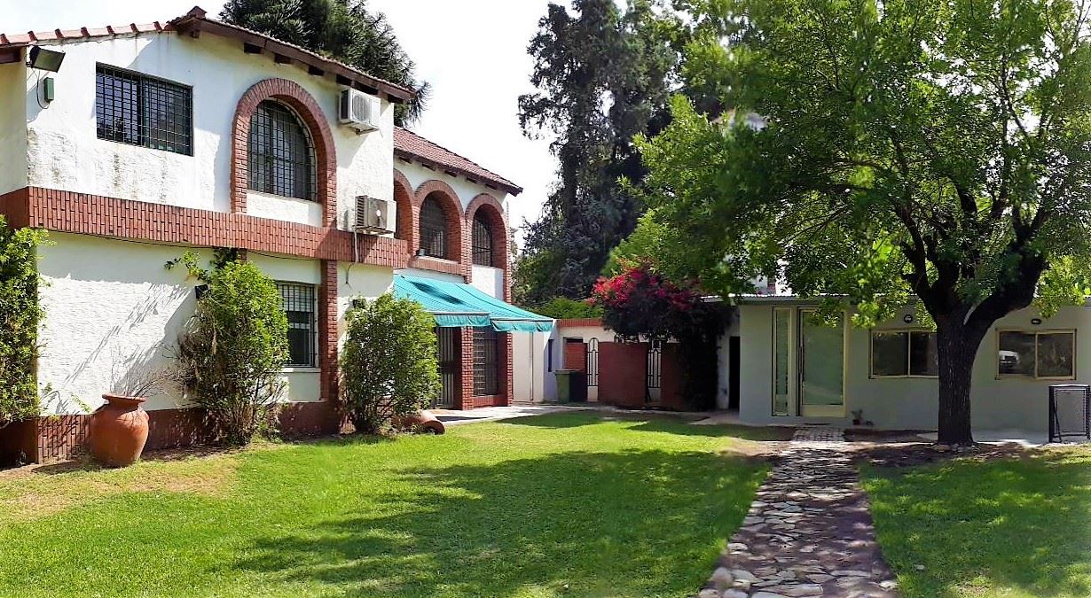 Si Montessori lo viera...: empresario que decía brindar educación "de excelencia" en Funes acumula causas por millonarias estafas 